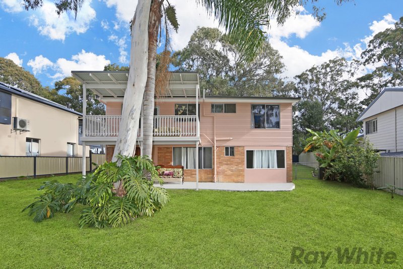 Photo - 240 Buff Point Avenue, Buff Point NSW 2262 - Image 2