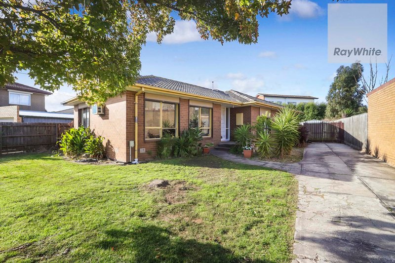 240 Carrick Drive, Gladstone Park VIC 3043