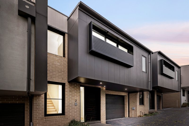 Photo - 2/40 Elizabeth Street, Coburg VIC 3058 - Image 1