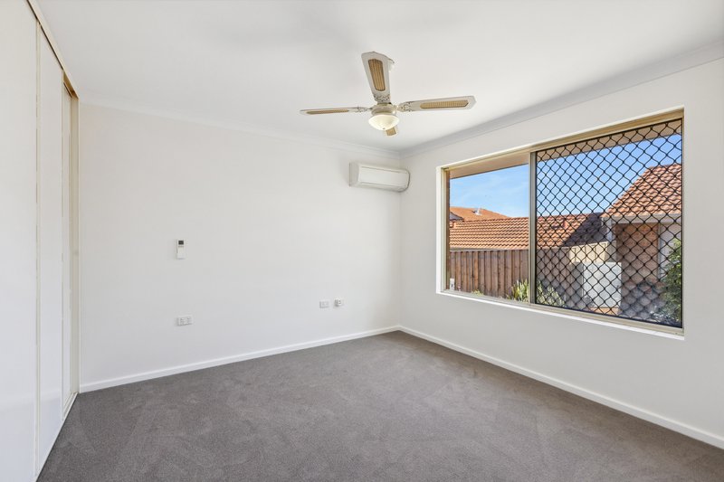 Photo - 2/40 Farris Street, Innaloo WA 6018 - Image 10