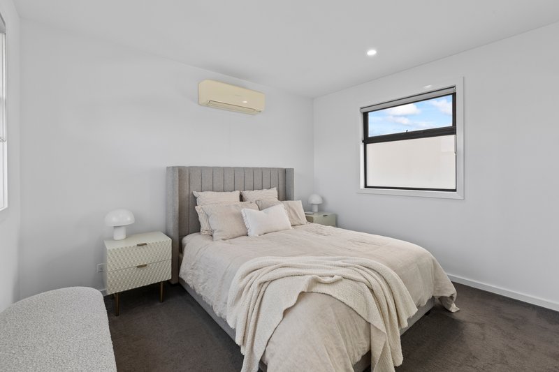 Photo - 2/40 Glenroy Road, Glenroy VIC 3046 - Image 8