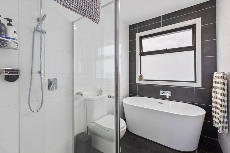 Photo - 2/40 Glenroy Road, Glenroy VIC 3046 - Image 9