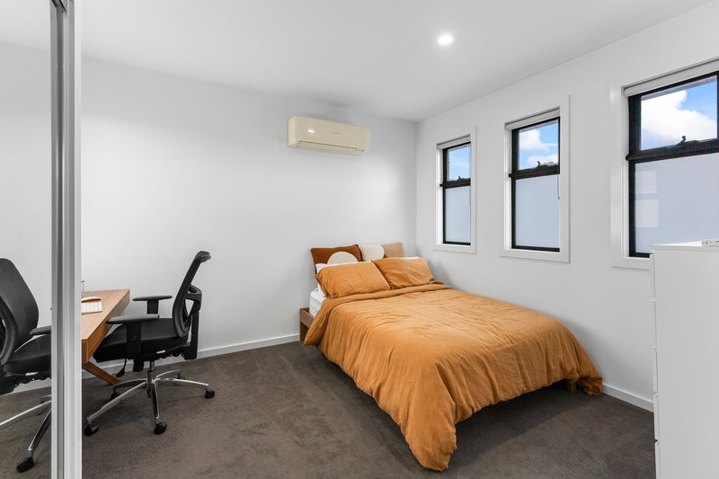 Photo - 2/40 Glenroy Road, Glenroy VIC 3046 - Image 10