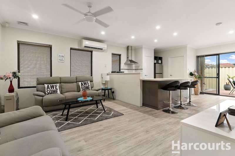 Photo - 2/40 Hackett Street, Mandurah WA 6210 - Image 3