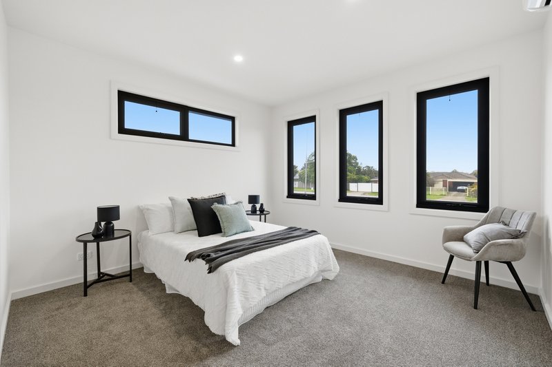 Photo - 2/40 Hall Road, Carrum Downs VIC 3201 - Image 8