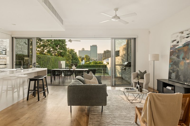 Photo - 240 Kent Street, New Farm QLD 4005 - Image 4