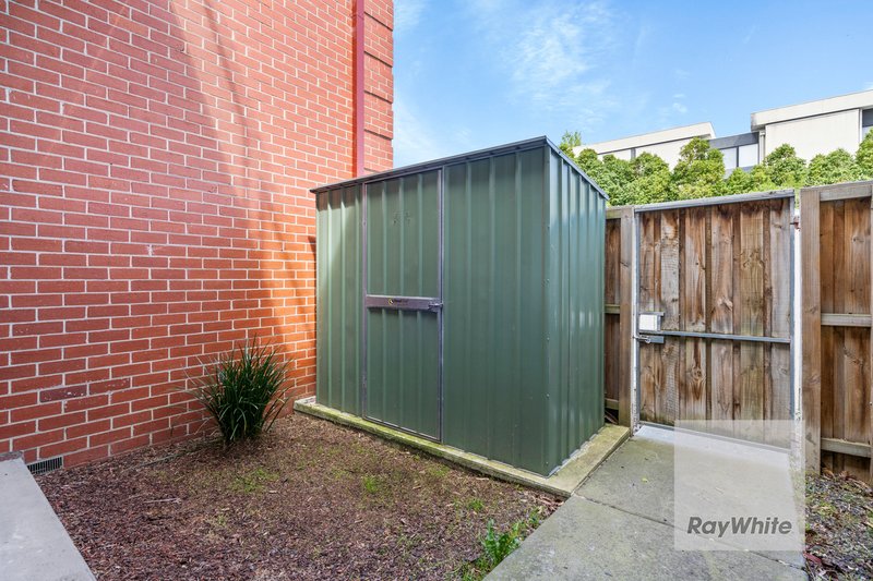 Photo - 2/40 Linacre Drive, Bundoora VIC 3083 - Image 8