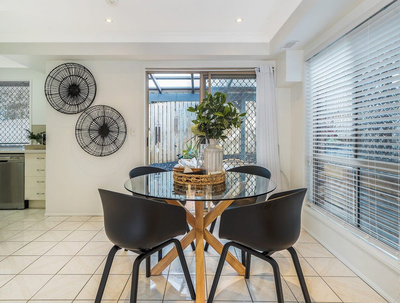 Photo - 2/40 Macgregor Street, Wilston QLD 4051 - Image 2