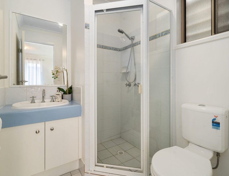 Photo - 2/40 Macgregor Street, Wilston QLD 4051 - Image 13