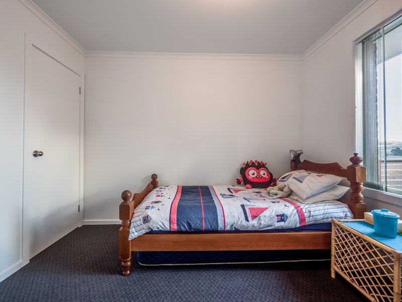 Photo - 2/40 Mariah Crescent, Oakdowns TAS 7019 - Image 8