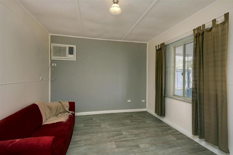 Photo - 240 Sulphide Street, Broken Hill NSW 2880 - Image 2