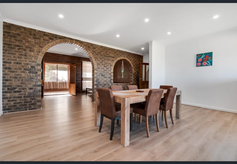 Photo - 240 Swans Road, Darley VIC 3340 - Image 10