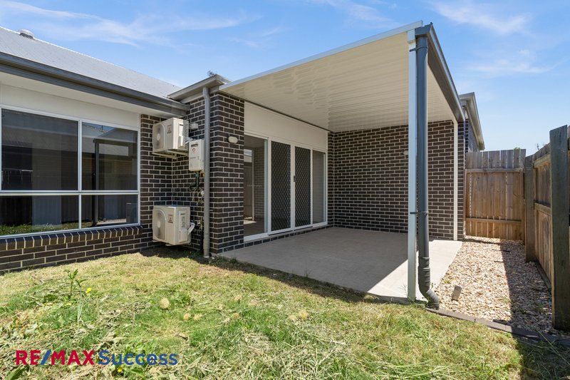 Photo - 2/40 Taragon Street, Glenvale QLD 4350 - Image 8