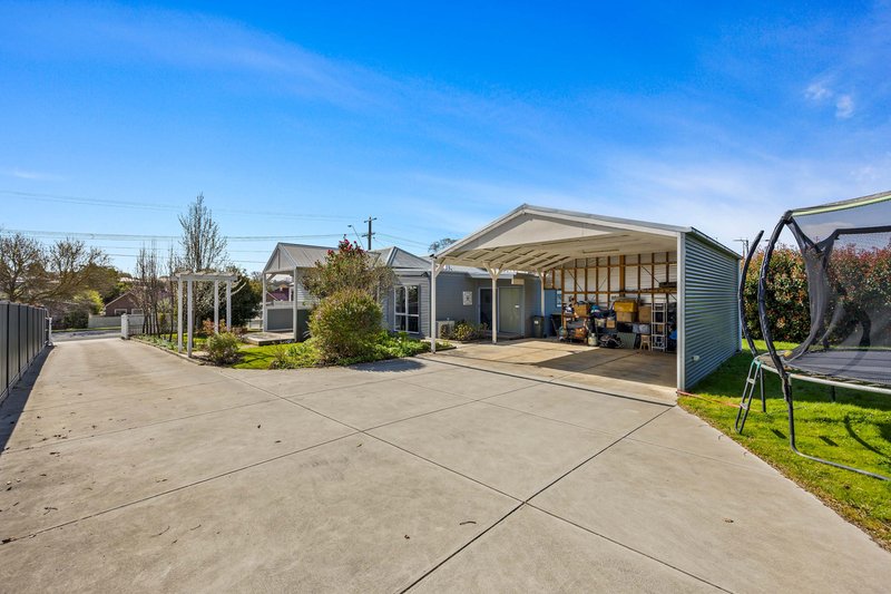 Photo - 240 York Street, Ballarat East VIC 3350 - Image 15