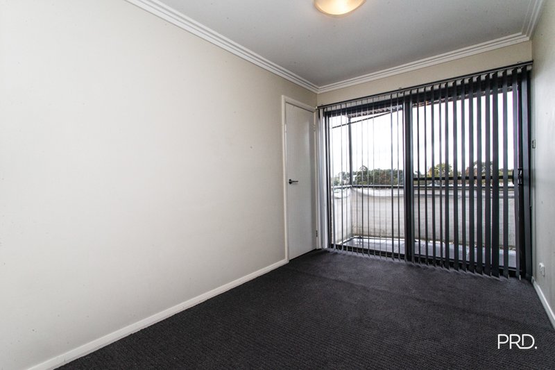 Photo - 2/400 Glenmore Parkway, Glenmore Park NSW 2745 - Image 21