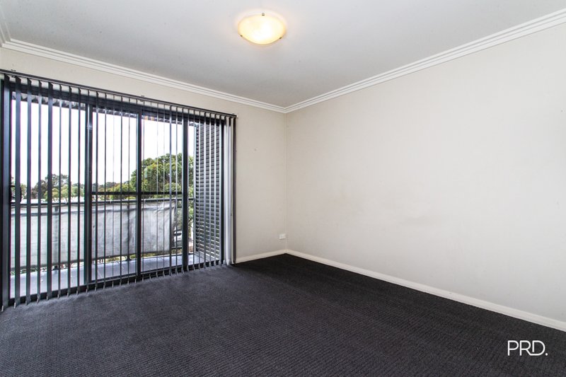 Photo - 2/400 Glenmore Parkway, Glenmore Park NSW 2745 - Image 23