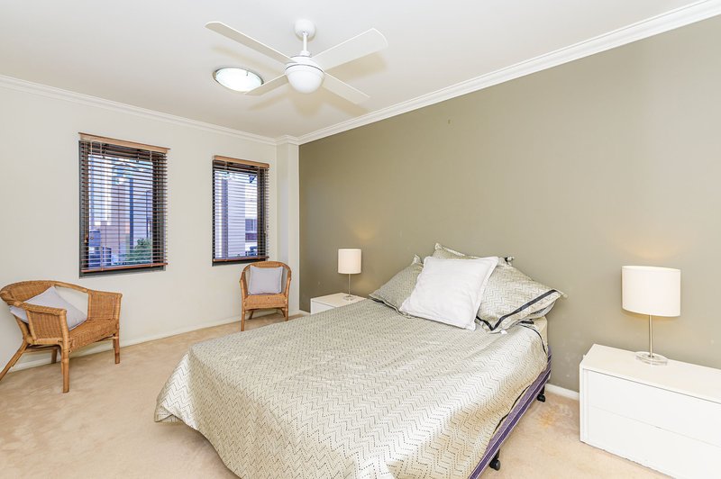 Photo - 2/400 Roberts Road, Subiaco WA 6008 - Image 11