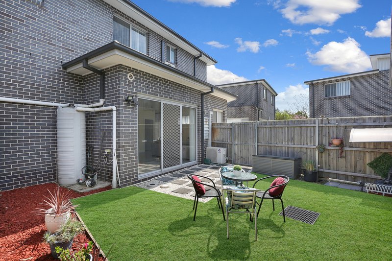 Photo - 2/401-403 Wentworth Avenue, Toongabbie NSW 2146 - Image 2