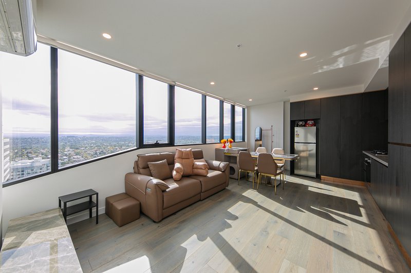 Photo - 2401/851 Whitehorse Road, Box Hill VIC 3128 - Image 3