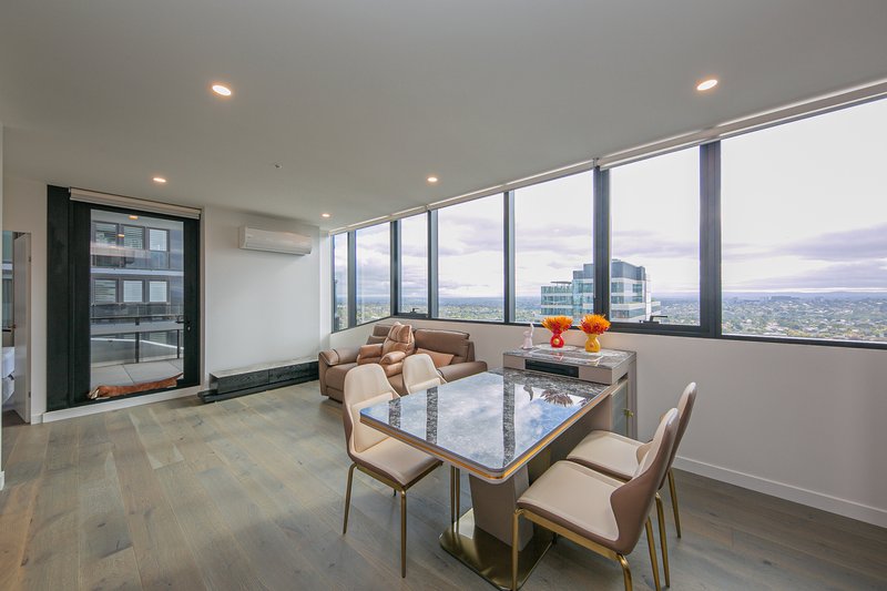 Photo - 2401/851 Whitehorse Road, Box Hill VIC 3128 - Image 8