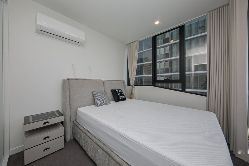 Photo - 2401/851 Whitehorse Road, Box Hill VIC 3128 - Image 10