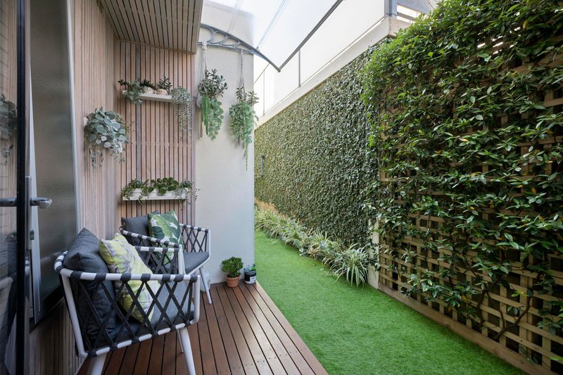 Photo - 2/402 Barkly Street, Elwood VIC 3184 - Image 7