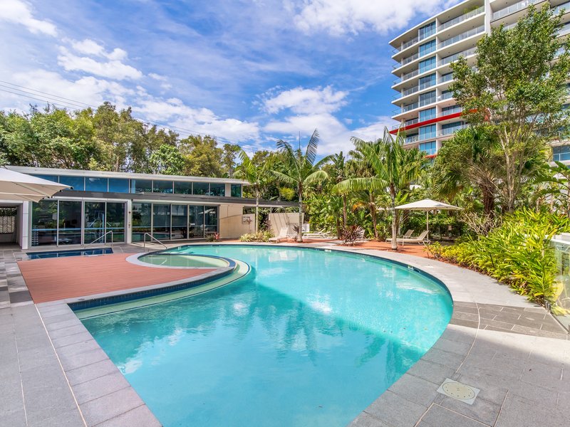 2402/25 East Quay Drive, Biggera Waters QLD 4216