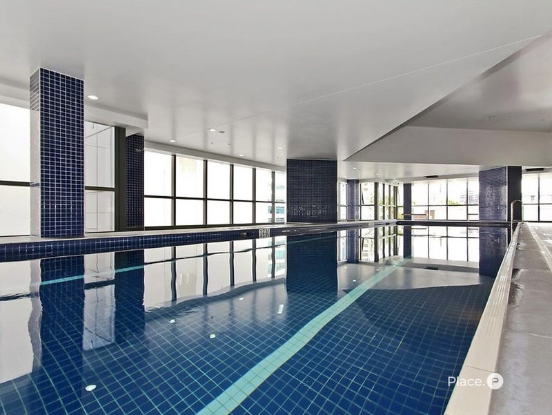 Photo - 2403/501 Adelaide Street, Brisbane City QLD 4000 - Image 13