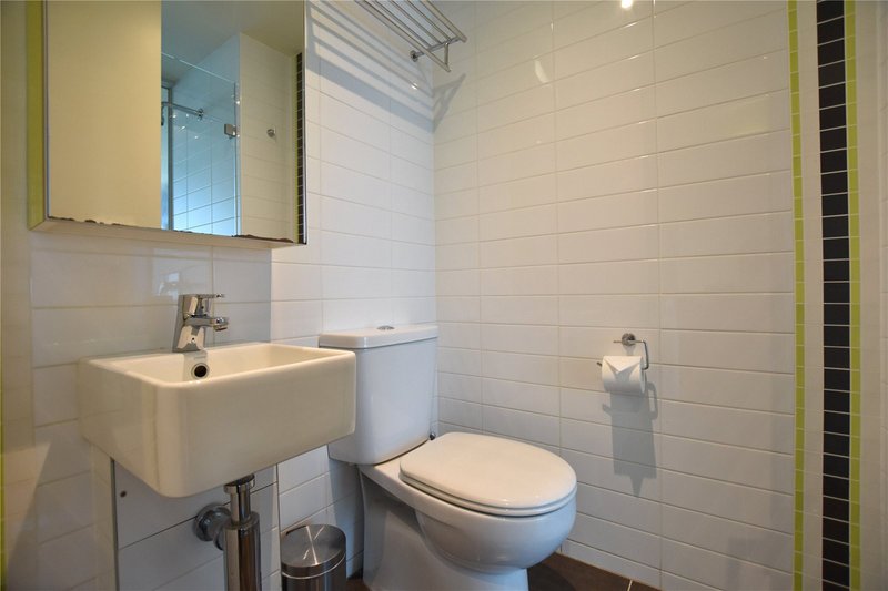 Photo - 2404/181 Abeckett Street, Melbourne VIC 3000 - Image 4