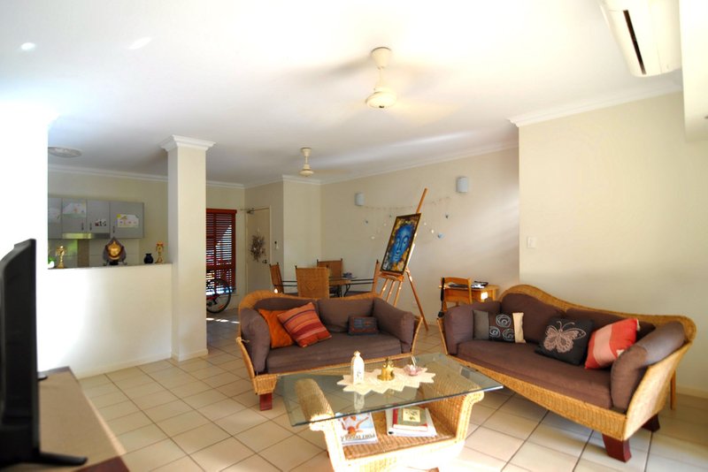 Photo - 2405/22-26 Clifton Road, Clifton Beach QLD 4879 - Image 3