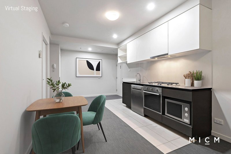 Photo - 2405/568 Collins Street, Melbourne VIC 3000 - Image 3