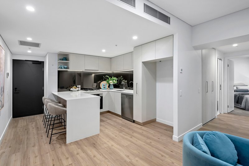 Photo - 2405/8 Adelaide Street, Brisbane City QLD 4000 - Image 4