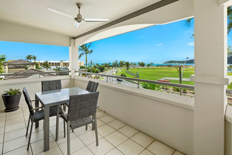 Photo - 2/406 Shute Harbour Road, Airlie Beach QLD 4802 - Image 2