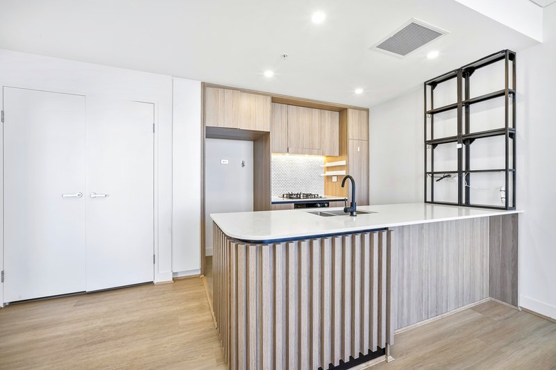 Photo - 2407/14 Hill Road, Wentworth Point NSW 2127 - Image 5