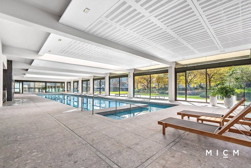 Photo - 2408/1 Freshwater Place, Southbank VIC 3006 - Image 5