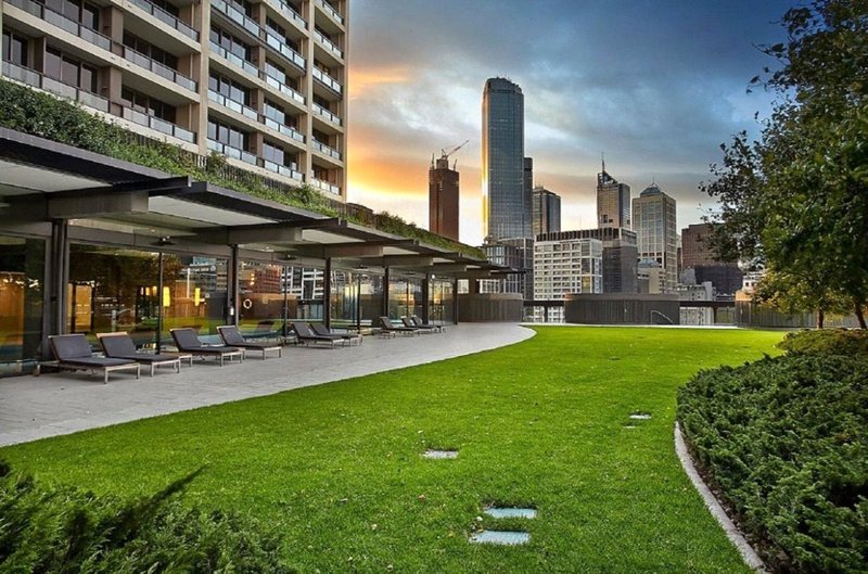 Photo - 2408/1 Freshwater Place, Southbank VIC 3006 - Image 8