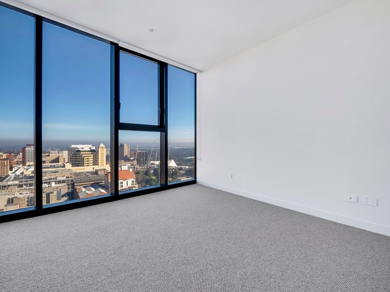 Photo - 2409/17 Austin Street, Adelaide SA 5000 - Image 6