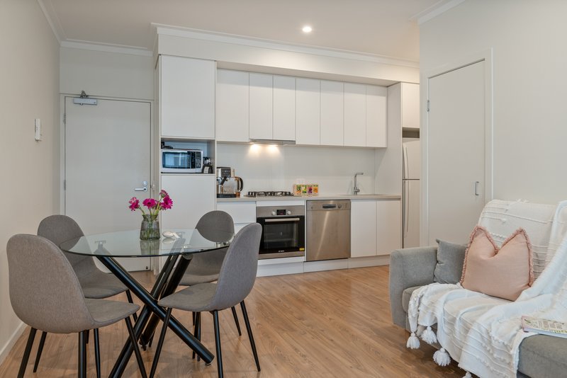Photo - 2409/35 Tondara Lane, West End QLD 4101 - Image 3