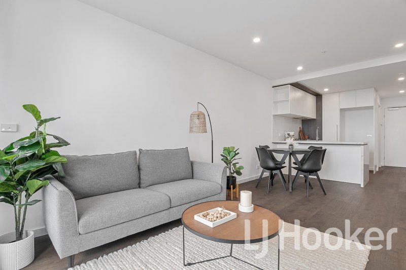 Photo - 2409/828 Whitehorse Road, Box Hill VIC 3128 - Image 3