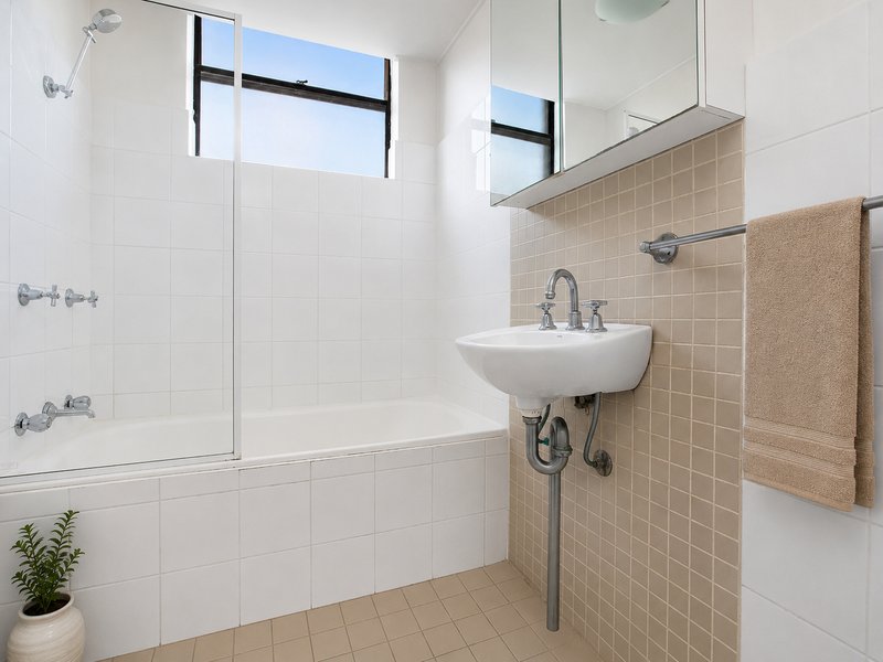 Photo - 24/1-3 Dalley Street, Bondi Junction NSW 2022 - Image 4