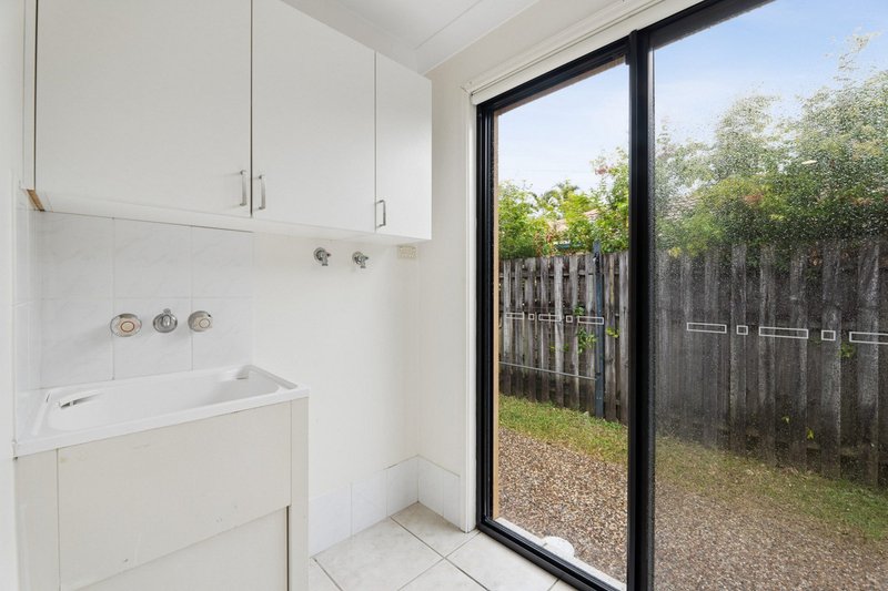 Photo - 24/1-5 Studio Drive, Pacific Pines QLD 4211 - Image 12