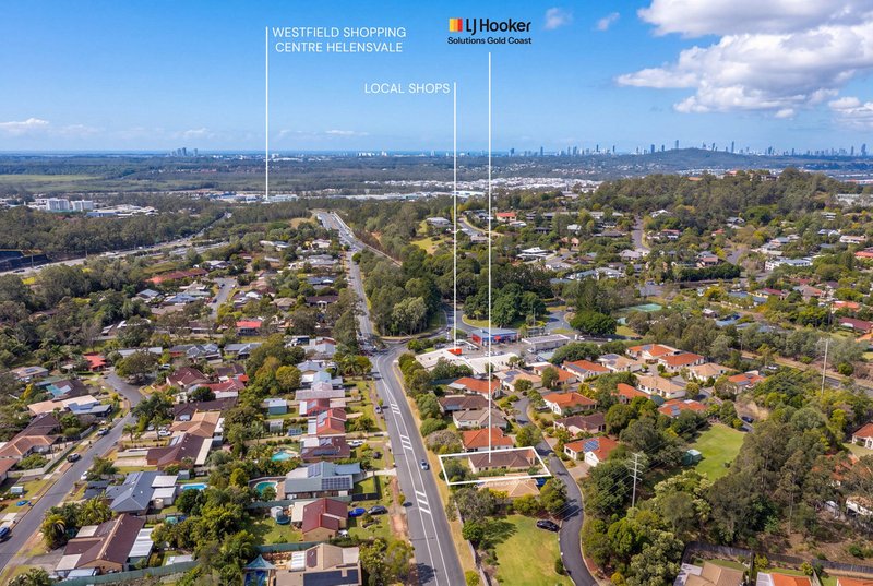 Photo - 24/1-5 Studio Drive, Pacific Pines QLD 4211 - Image 15