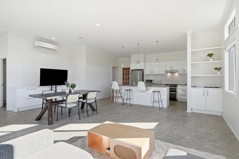 Photo - 241 Cambridge Road, Warrane TAS 7018 - Image 2