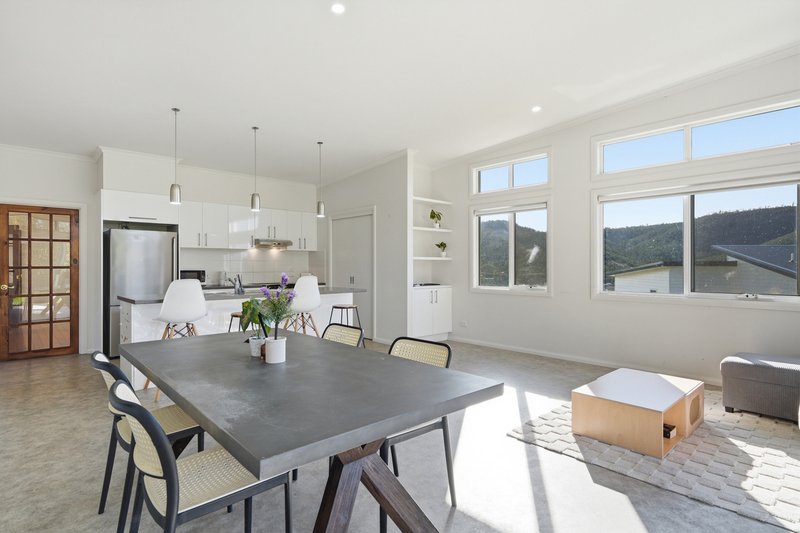 Photo - 241 Cambridge Road, Warrane TAS 7018 - Image 13