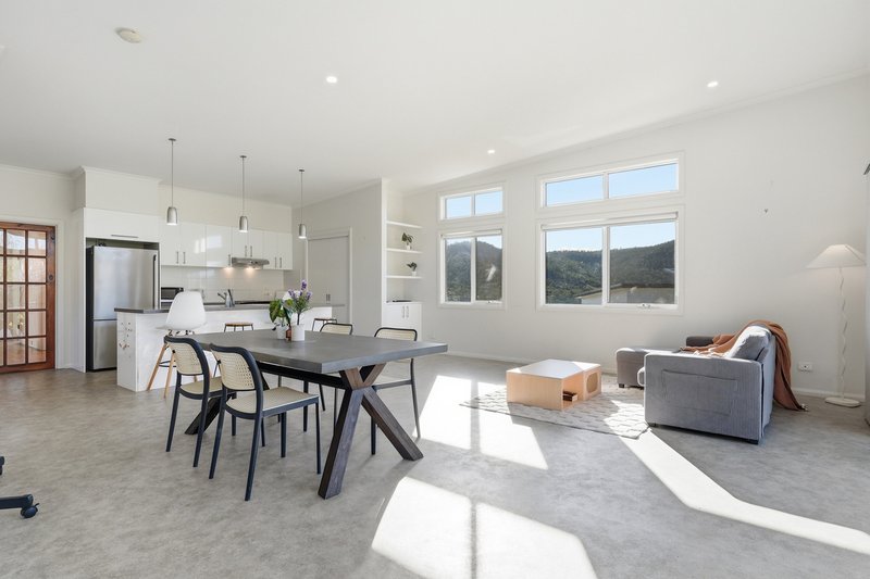 Photo - 241 Cambridge Road, Warrane TAS 7018 - Image 14