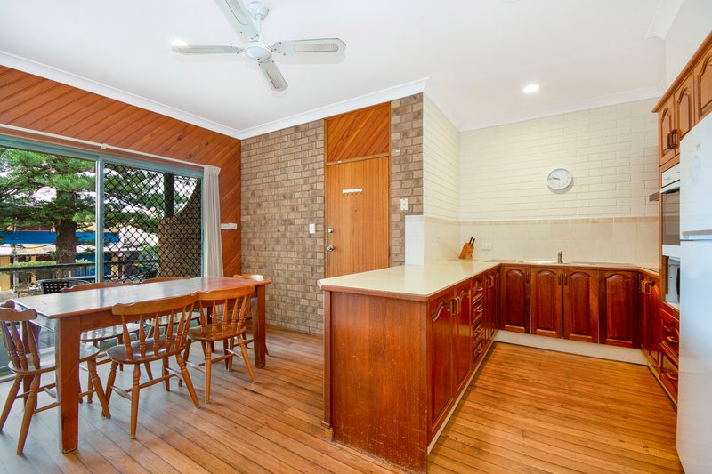 Photo - 2/41 Clarence Street, Yamba NSW 2464 - Image 4