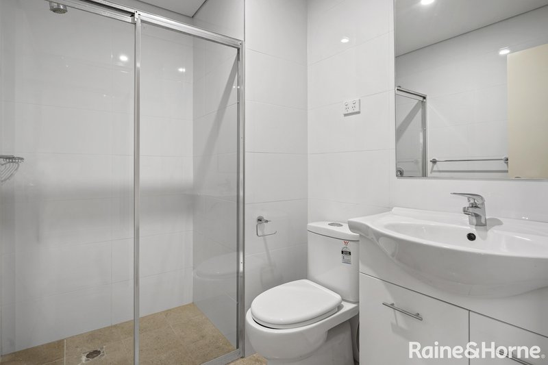 Photo - 24/1 Drinkwater Lane, Edmondson Park NSW 2174 - Image 5
