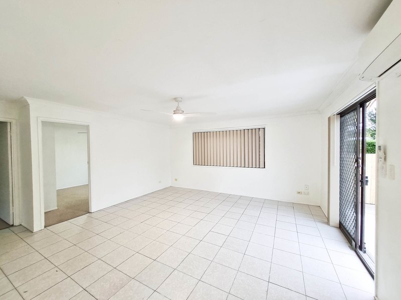 Photo - 2/41 Fisher Avenue, Southport QLD 4215 - Image 3