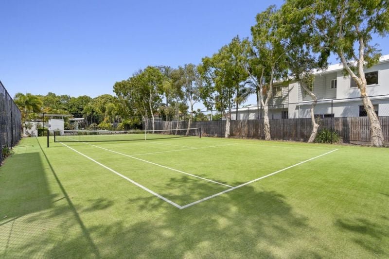 Photo - 24/1 Gaven Crescent, Mermaid Beach QLD 4218 - Image 13