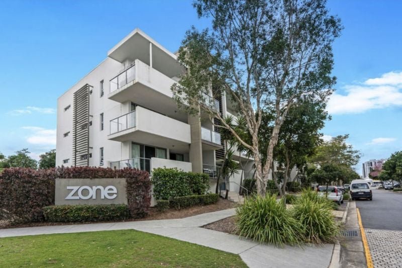 Photo - 24/1 Gaven Crescent, Mermaid Beach QLD 4218 - Image 15